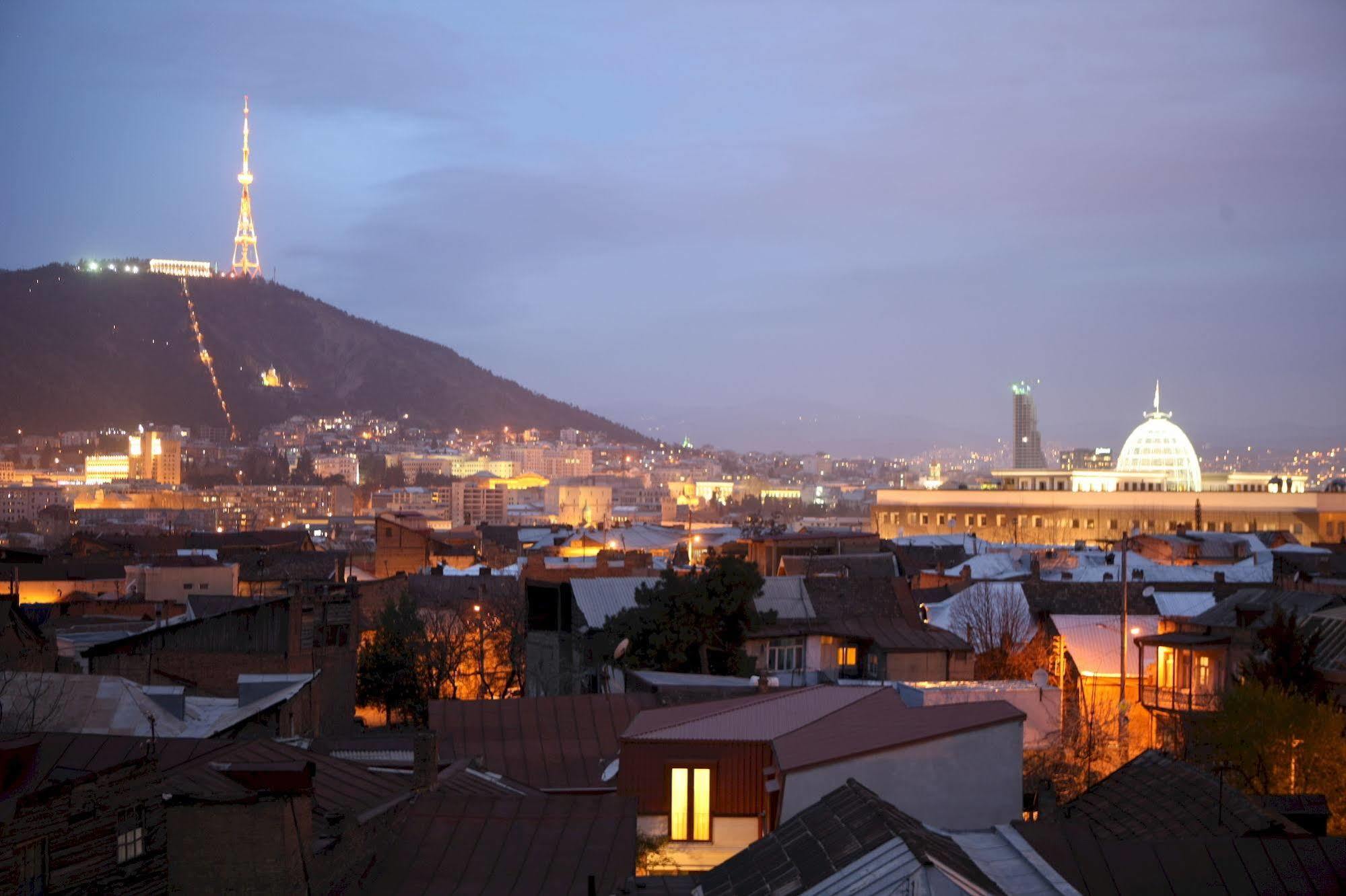 Hotel Orion Old Town Tbilisi Esterno foto