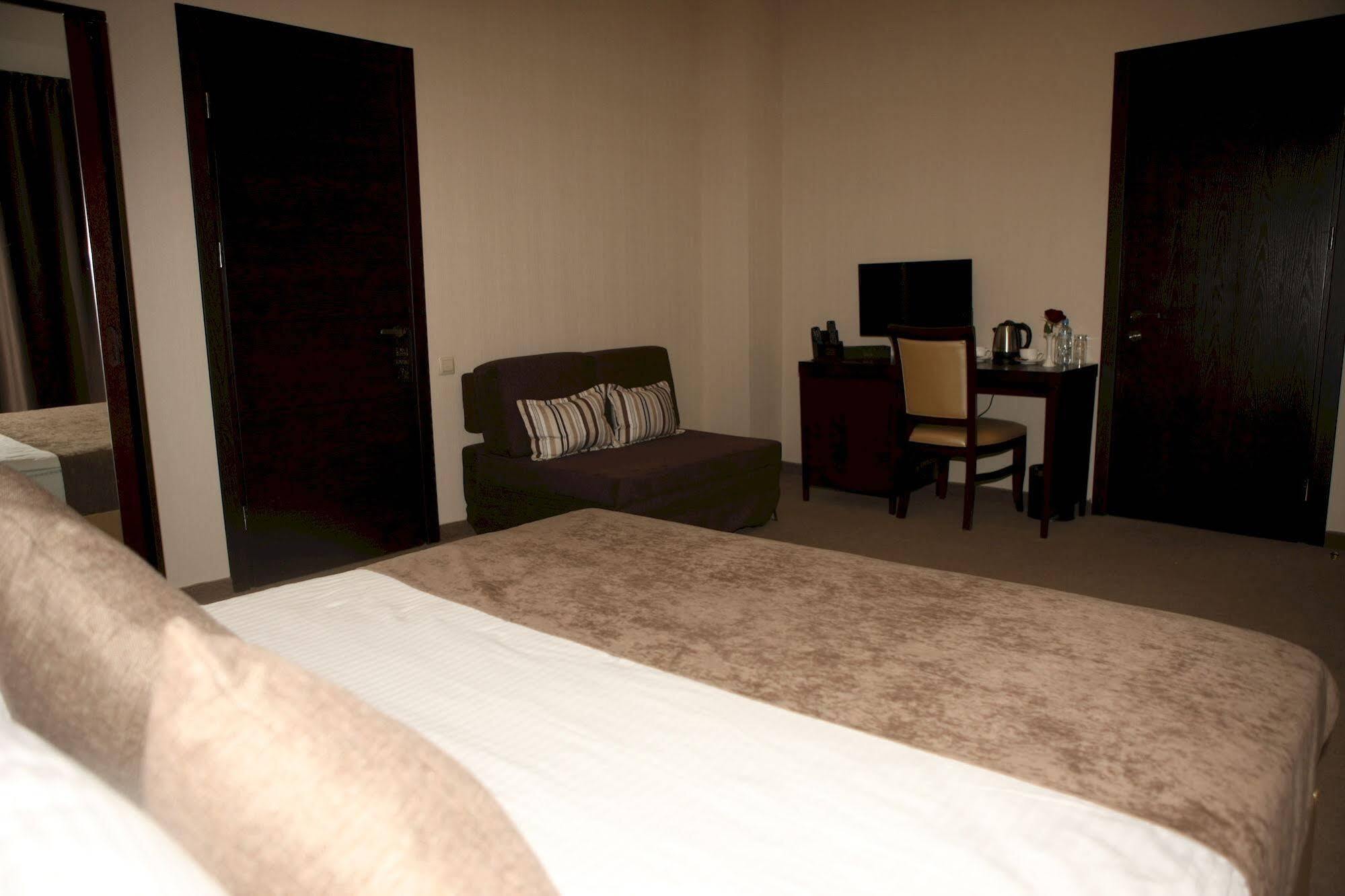 Hotel Orion Old Town Tbilisi Esterno foto